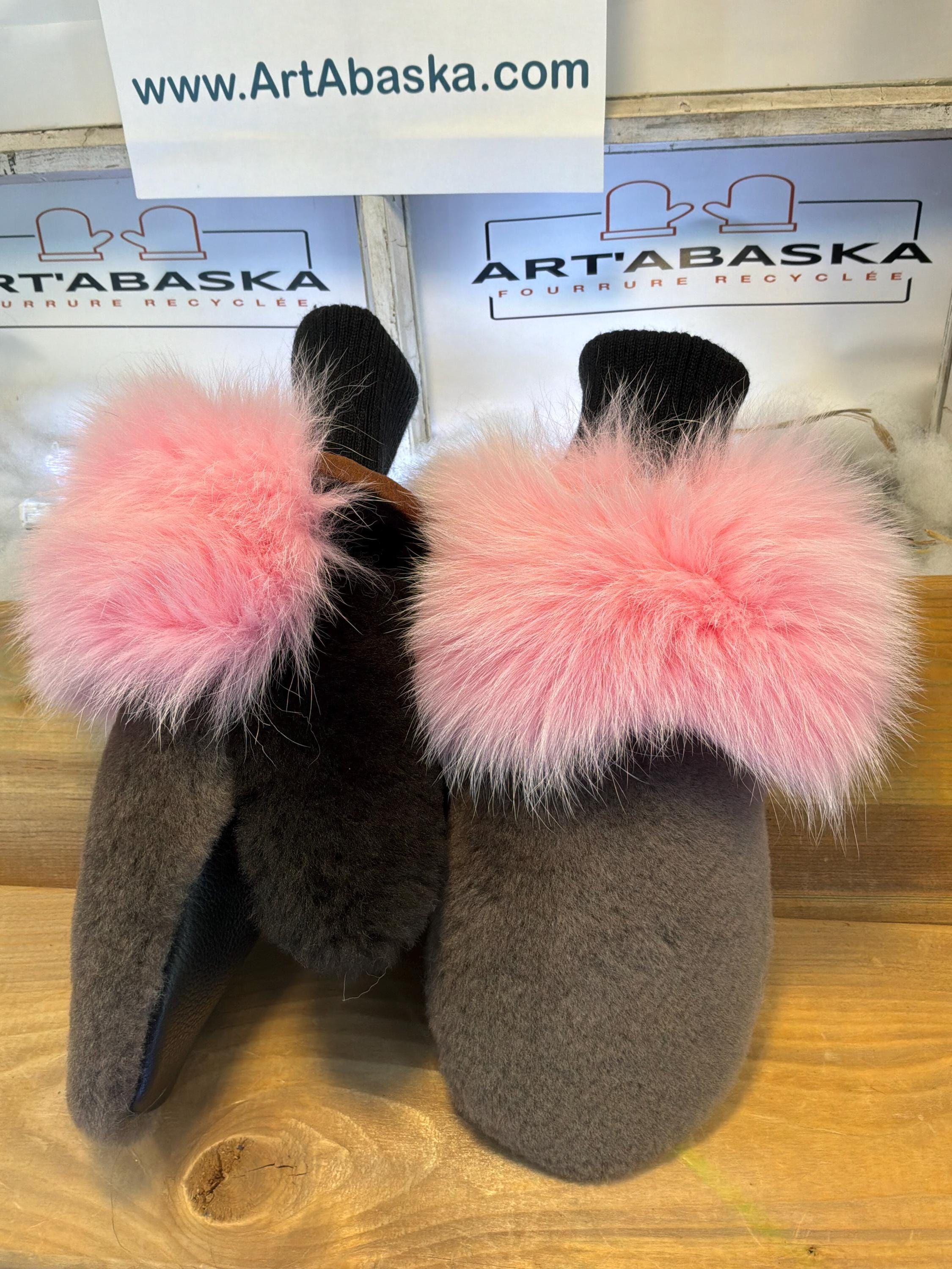 Mitaines de ville Small Monique en fourrure recyclée – Faites à la main au Québec – Légères, élégantes, confort urbain – ArtAbaska
