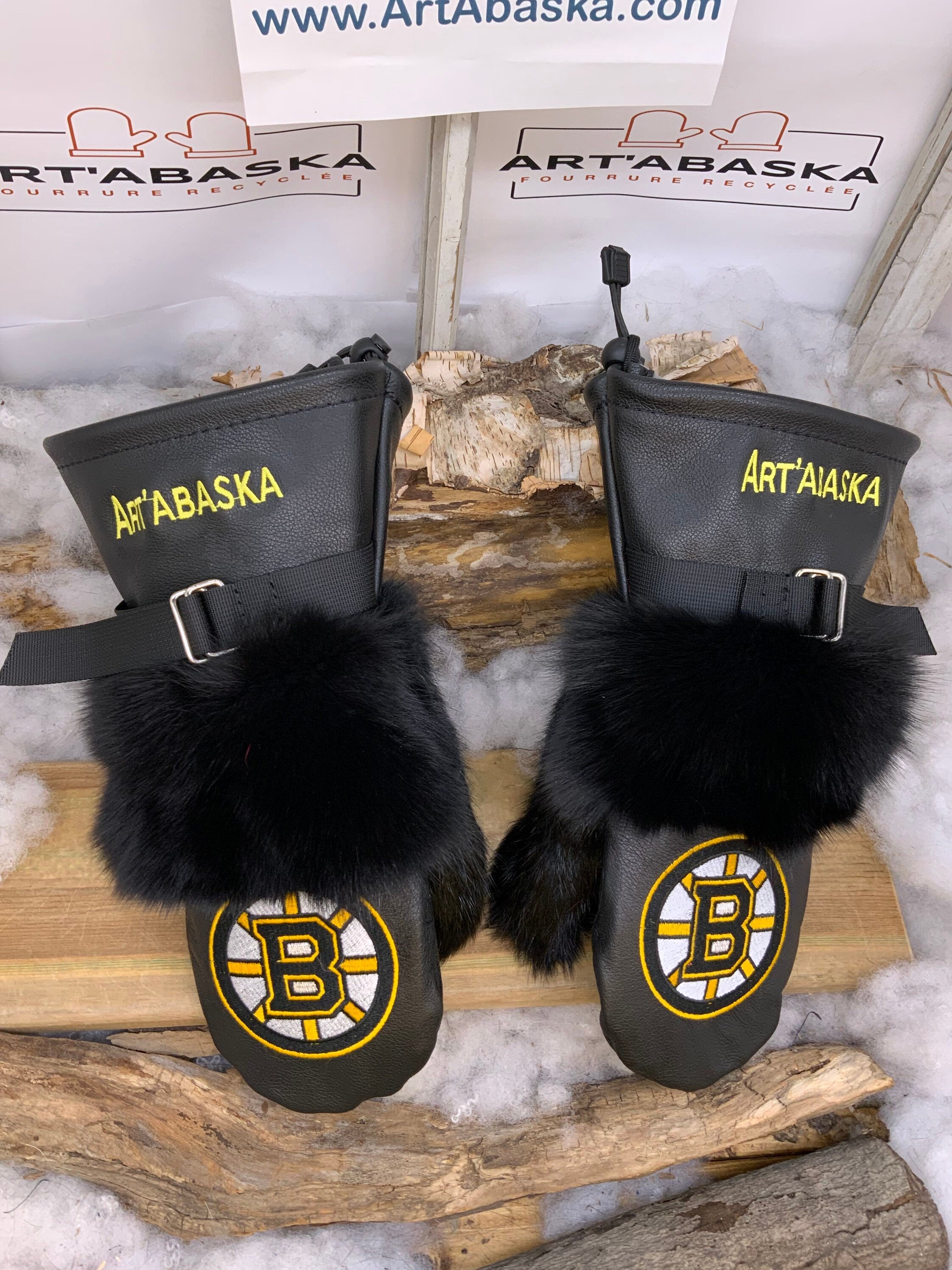 Mitaines Augustine Large – Édition Bruins de Boston cuir noir recyclé avec fourrure renard et lapin – fait main Québec