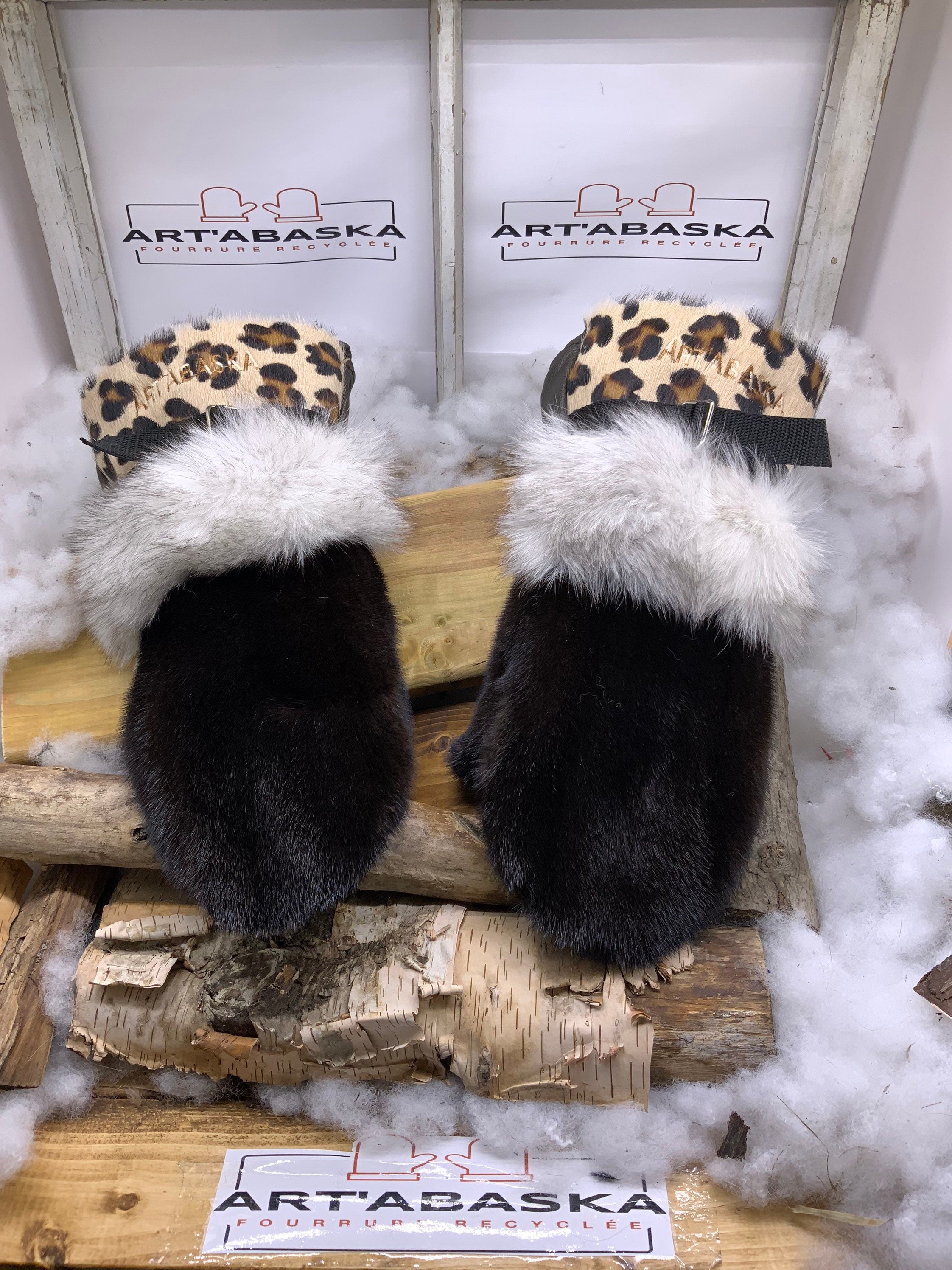 Mitaines Claire XL vison brun renard recyclé cuir imprimé léopard intérieur amovible fait main Québec pièce unique chaude durable