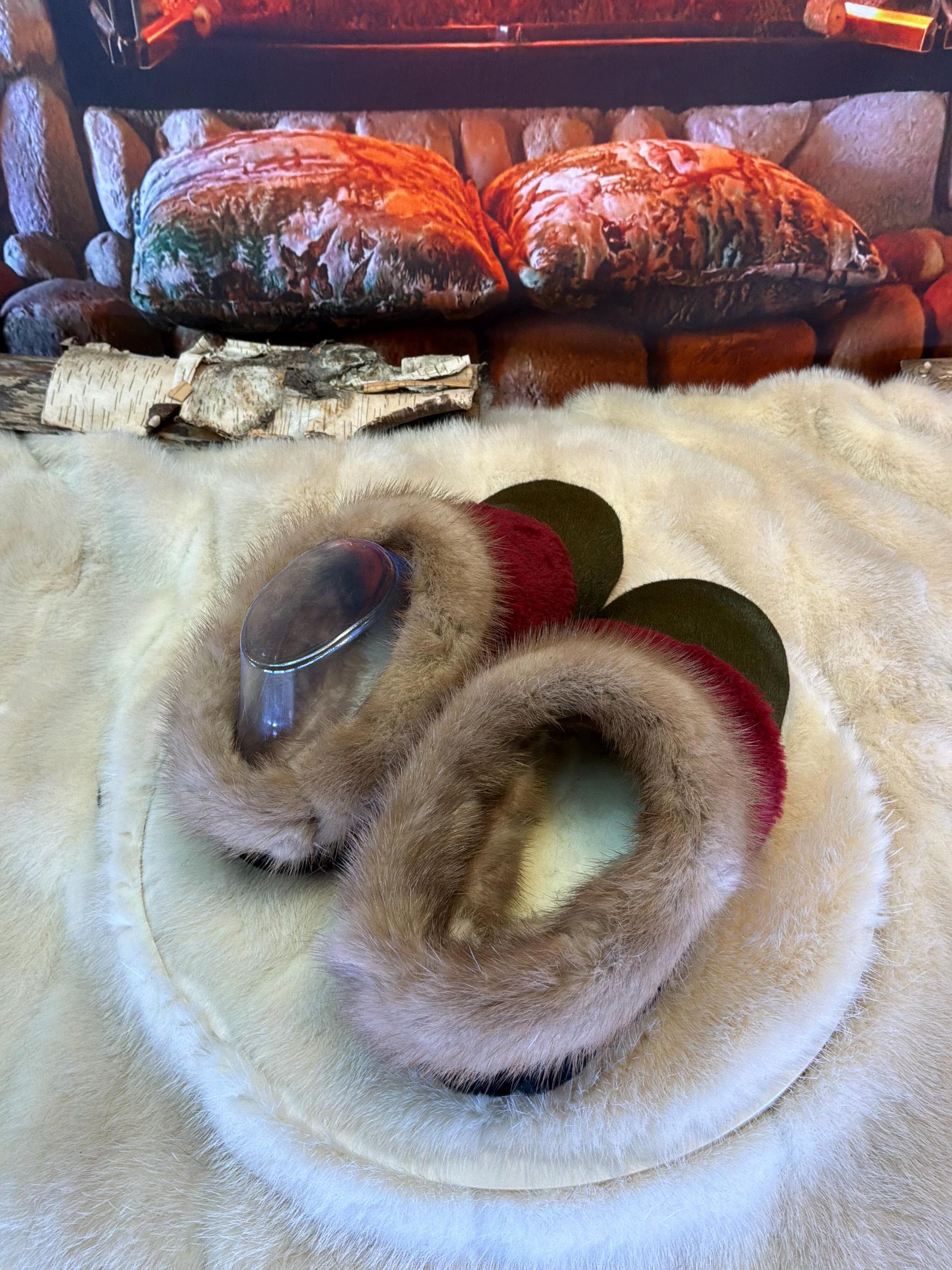 Slipper Eugénie pointure 7 femme – Sherling italien & cuir recyclé, pièce unique faite à la main au Québec