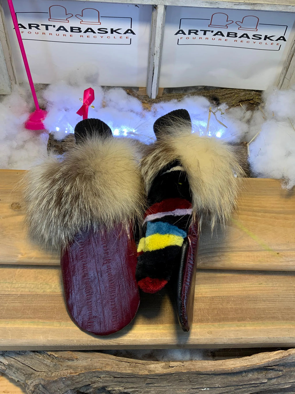 Mitaines de ville Claudette faites à la main au Québec en cuir italien style anguille et fourrure recyclée grandeur Medium