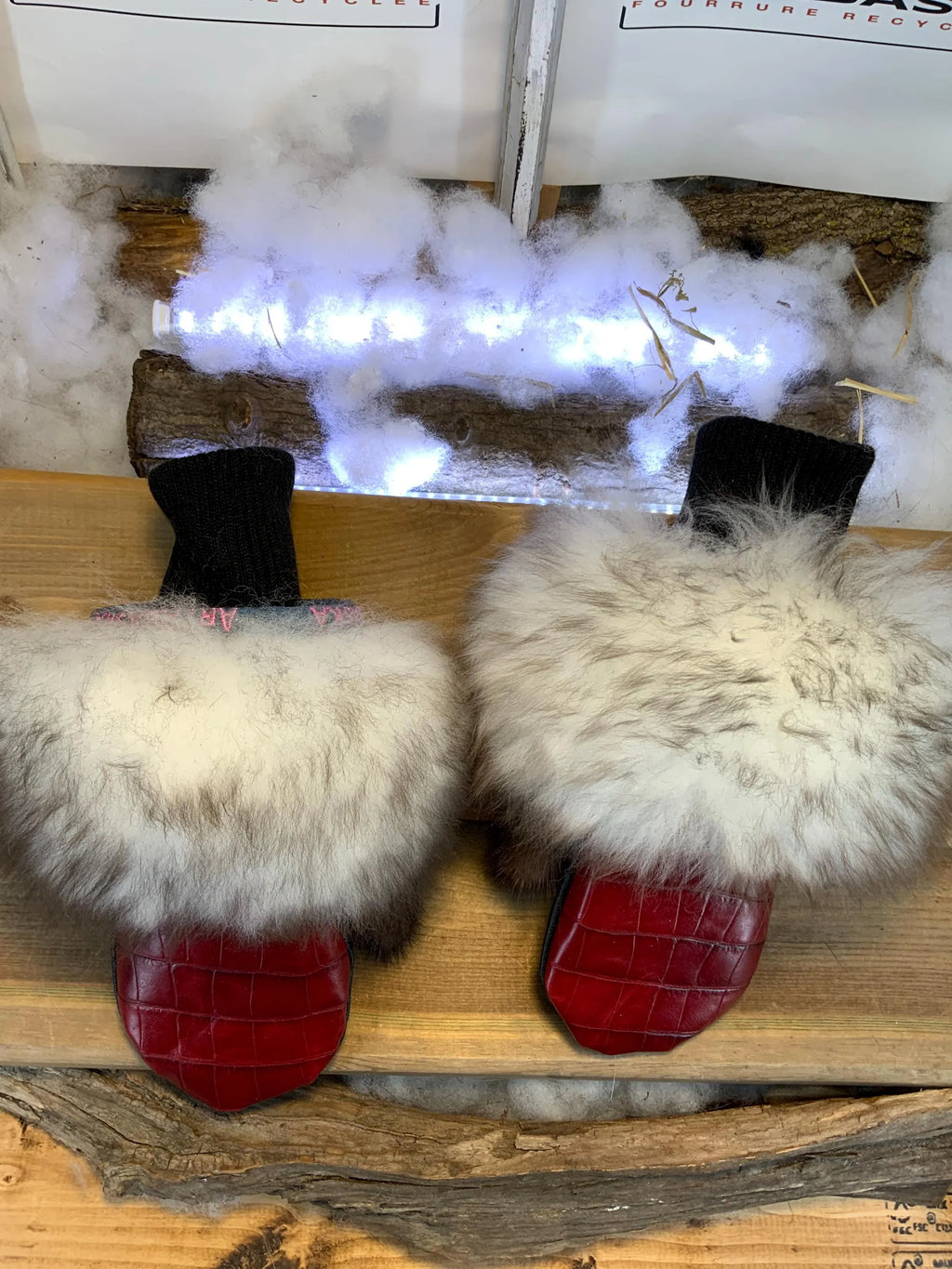 Mitaines de ville Raymonde faites à la main au Québec cuir rouge croco et fourrure recyclée grandeur Small