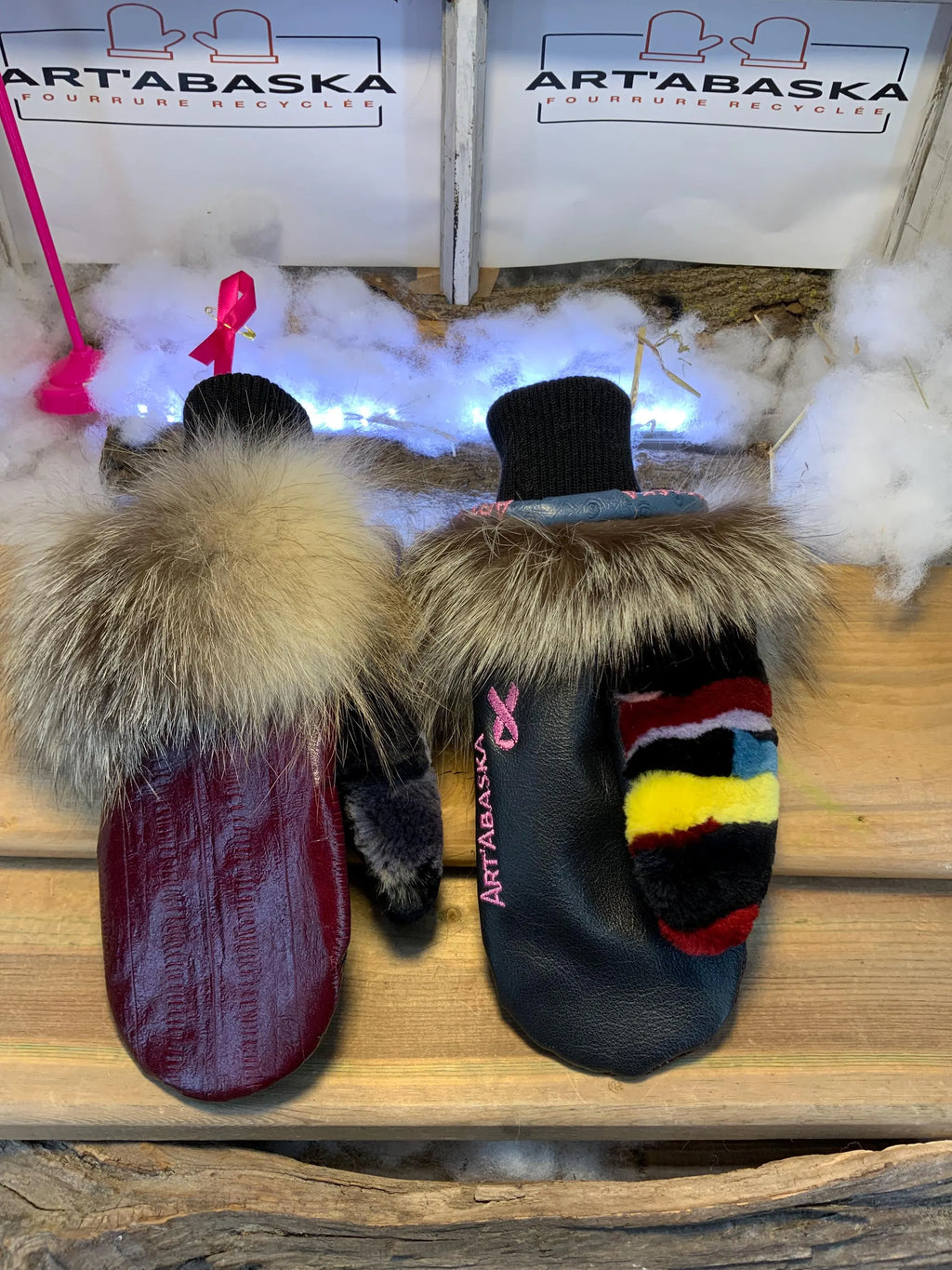 Mitaines de ville Claudette faites à la main au Québec en cuir italien style anguille et fourrure recyclée grandeur Medium