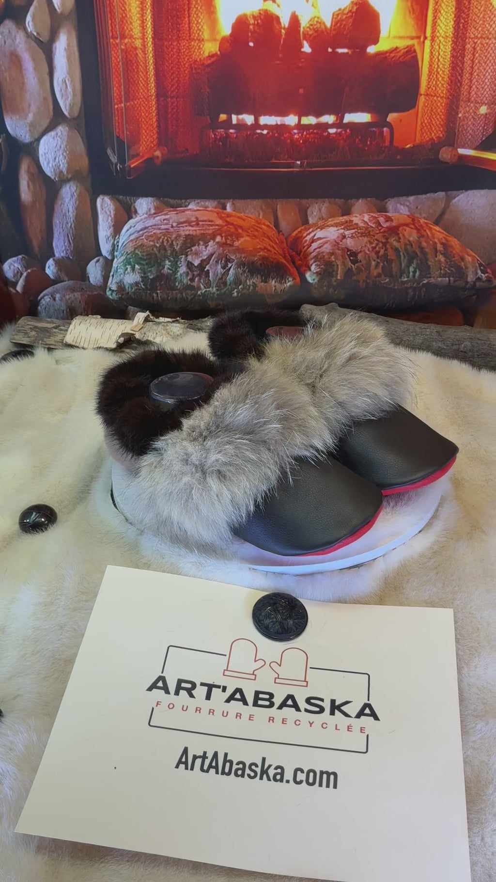 Slipper Les Monique Édition spéciale cuir italien,et,Coyote recyclé pointure 9 Homme / 11 femme  – Sherling italien & cuir recyclé, pièce unique faite à la main au Québec
