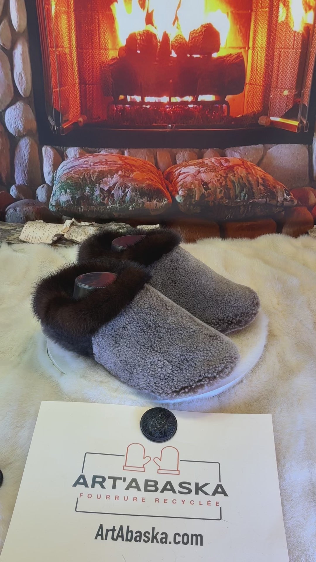 Slipper Jeanne-Mance pointure 9 femme – Sherling italien & cuir recyclé, pièce unique faite à la main au Québec
